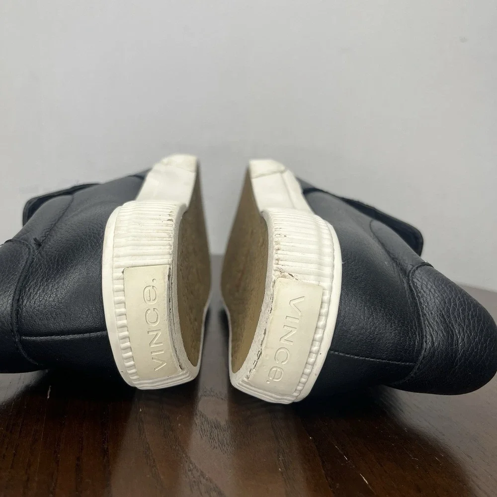 Vince Kirkland Shoes Women's 7M Black Leather Slip On Sneaker ‎ Elastic Band